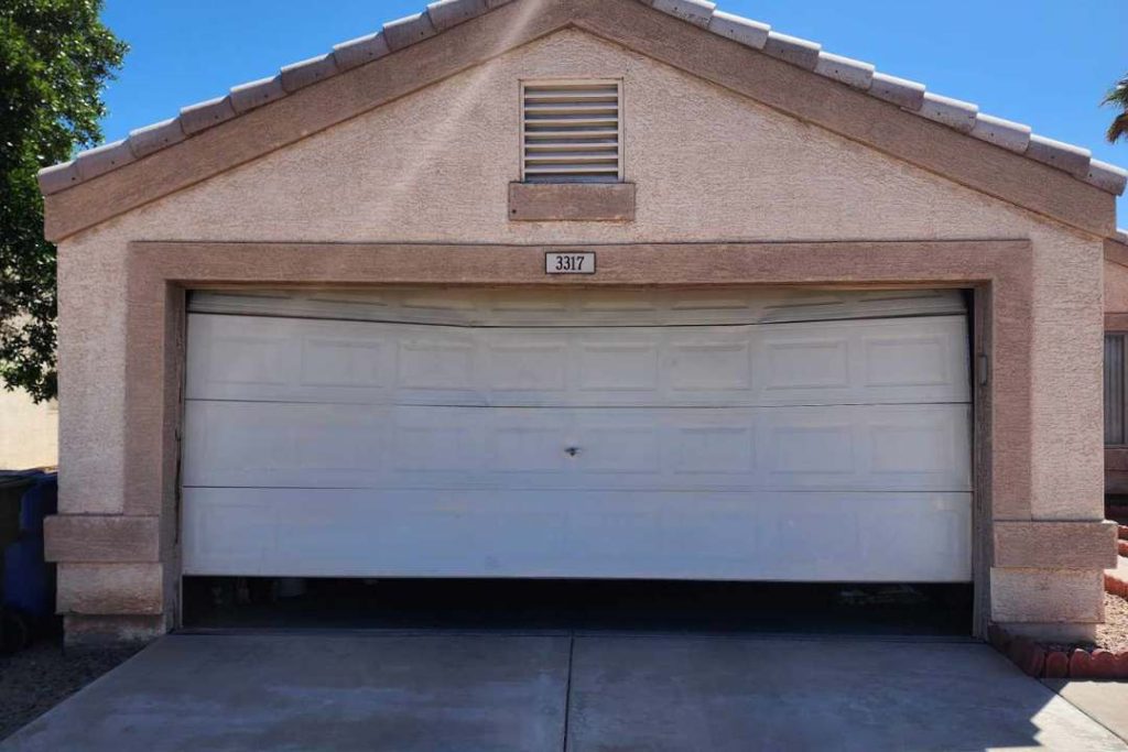 Garage Door Replacement in Albuquerque, NM